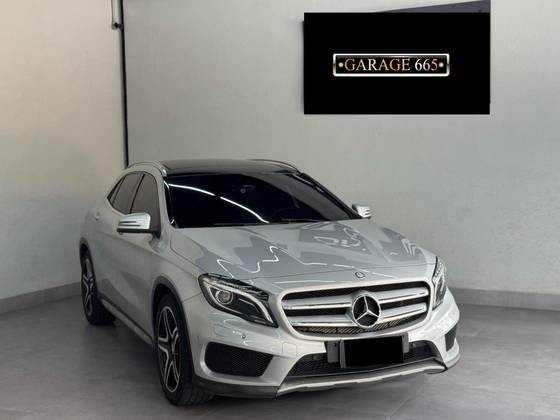 MERCEDES-BENZ GLA 250 2015