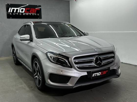MERCEDES-BENZ GLA 250 2017