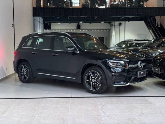 MERCEDES-BENZ GLB 220 2025