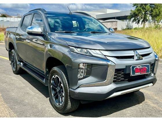MITSUBISHI L200 TRITON 2024