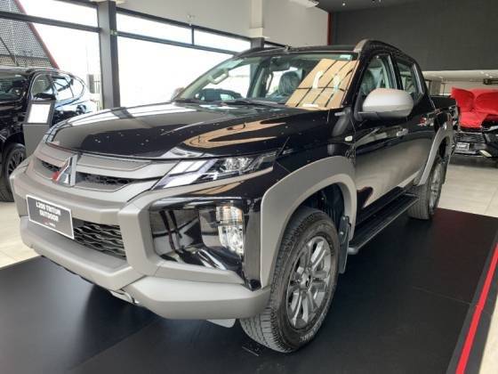 MITSUBISHI L200 TRITON 2025