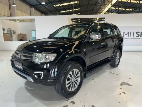 MITSUBISHI PAJERO 2018