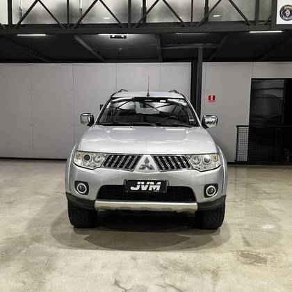 MITSUBISHI PAJERO DAKAR 2013