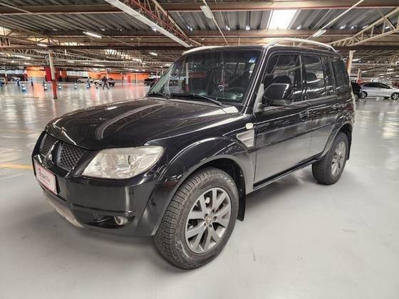 MITSUBISHI PAJERO TR4 2013