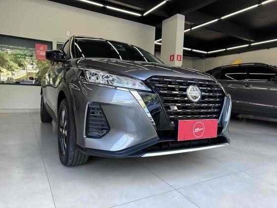 NISSAN KICKS 2022