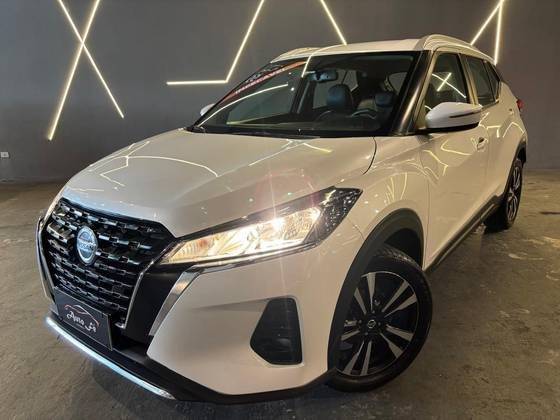 NISSAN KICKS 2022