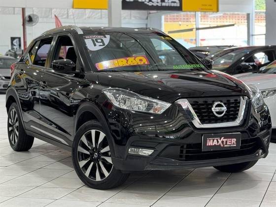 NISSAN KICKS 2019