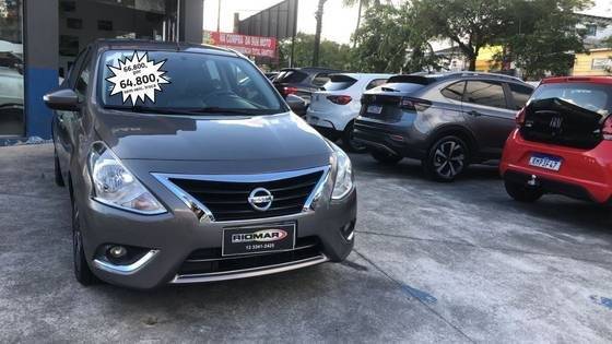 NISSAN VERSA 2017
