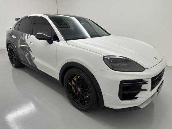 PORSCHE CAYENNE 2024