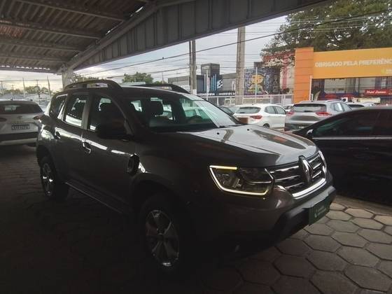 RENAULT DUSTER 2024