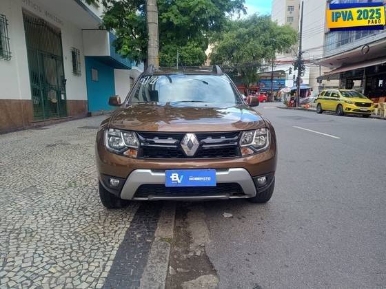 RENAULT DUSTER 2017