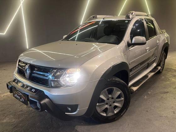 RENAULT DUSTER OROCH 2016