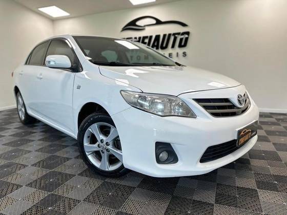 TOYOTA COROLLA 2013