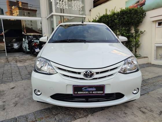 TOYOTA ETIOS 2017