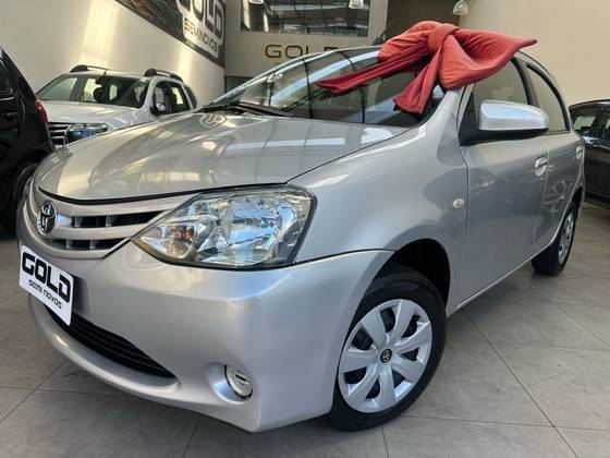 TOYOTA ETIOS 2017