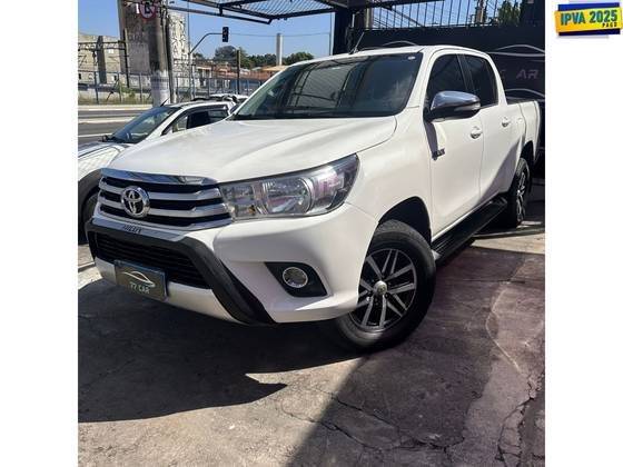 TOYOTA HILUX 2018