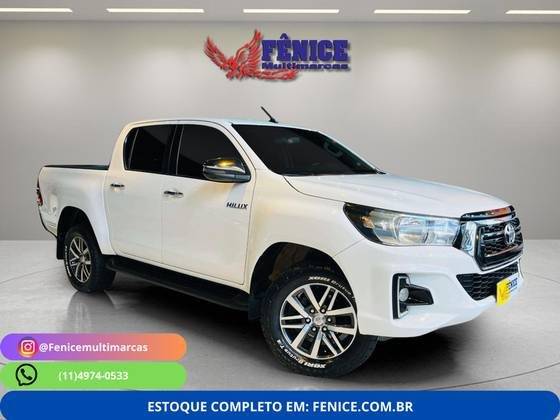 TOYOTA HILUX 2019