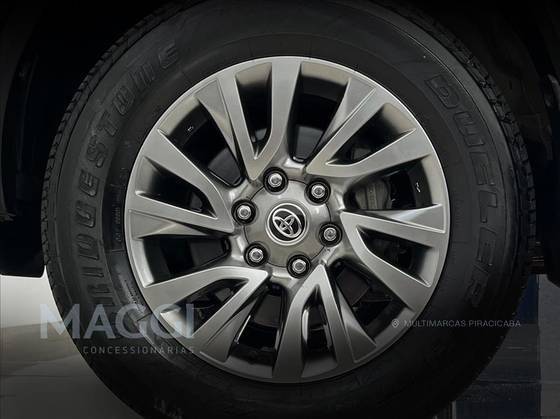 TOYOTA HILUX SW4 2021