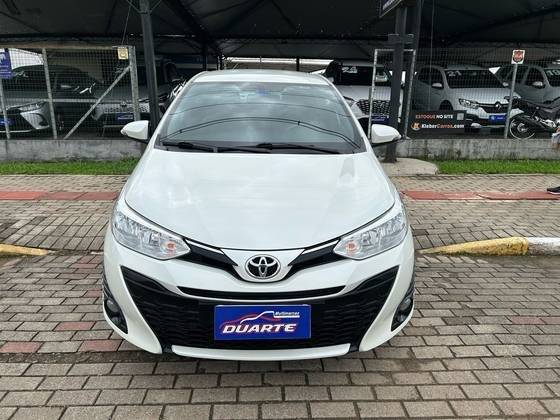 TOYOTA YARIS 2020