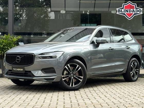 VOLVO XC60 2021