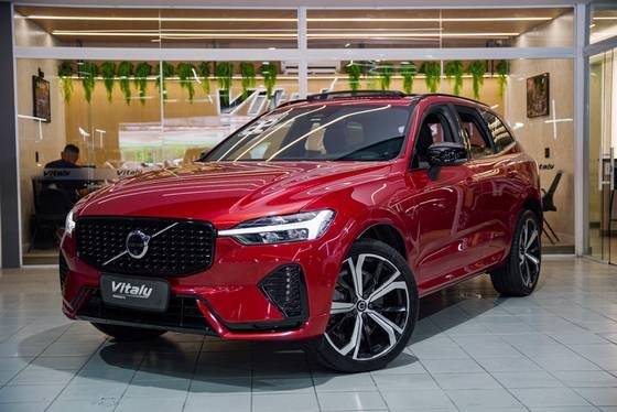 VOLVO XC60 2022