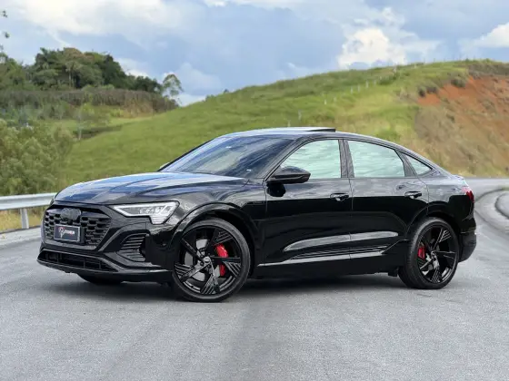 AUDI Q8 E-TRON 2024