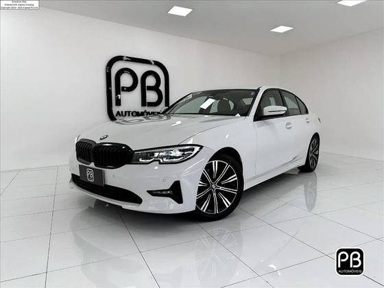 BMW 320i 2021