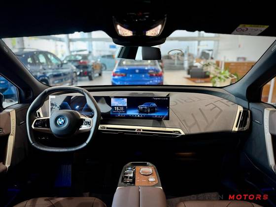 BMW iX 2024