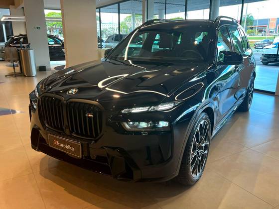 BMW X7 2025