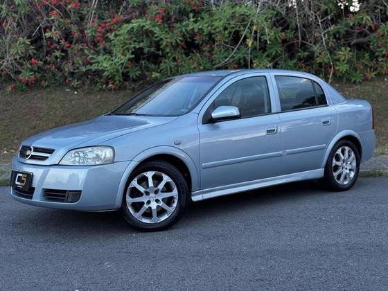 CHEVROLET ASTRA 2010