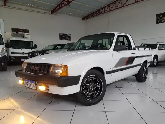 CHEVROLET CHEVY 500 1993