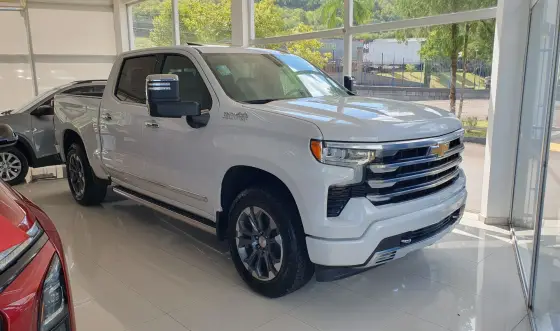 CHEVROLET SILVERADO 2025