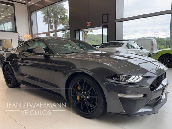 FORD MUSTANG 2020