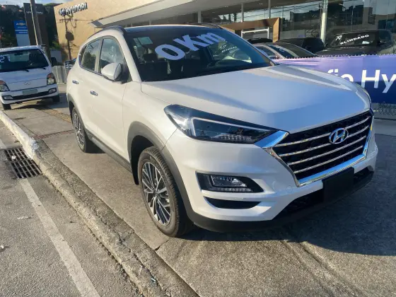 HYUNDAI TUCSON 2025