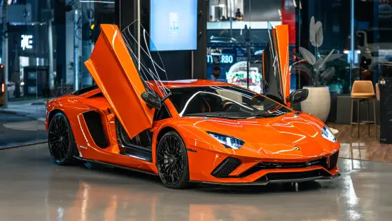 LAMBORGHINI AVENTADOR 2018