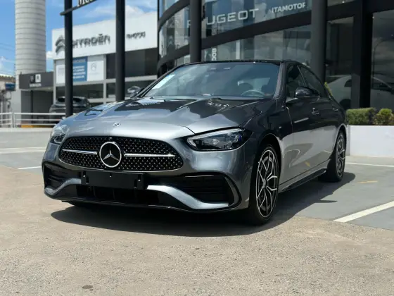 MERCEDES-BENZ C 300 2025
