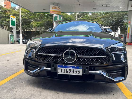 MERCEDES-BENZ C 300 2024