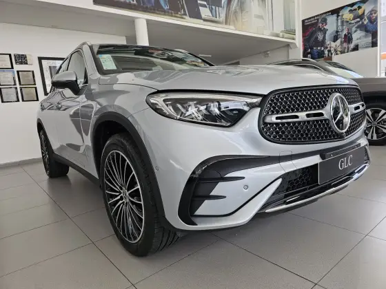 MERCEDES-BENZ GLC 300 2025