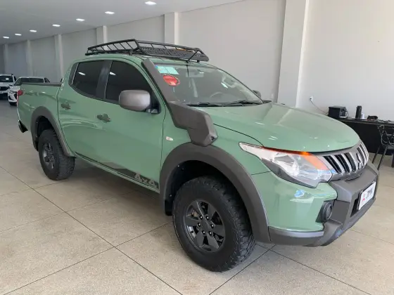 MITSUBISHI L200 TRITON 2022