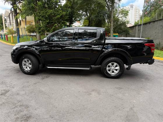 MITSUBISHI L200 TRITON 2018