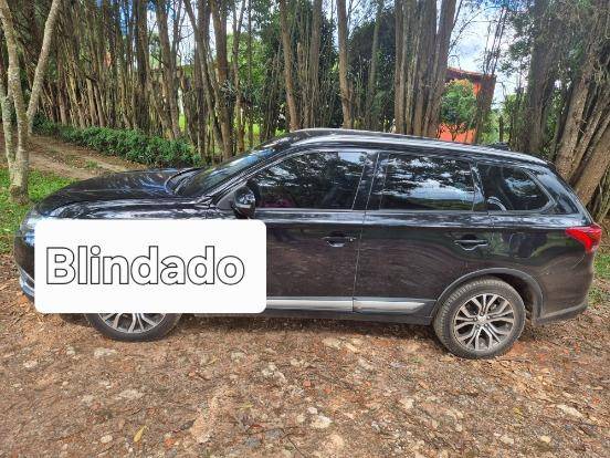 MITSUBISHI OUTLANDER 2018