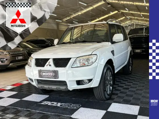 MITSUBISHI PAJERO TR4 2014