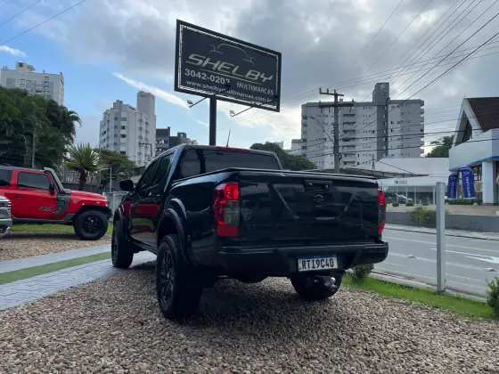 NISSAN FRONTIER 2022