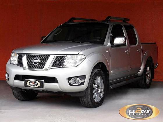 NISSAN FRONTIER 2015