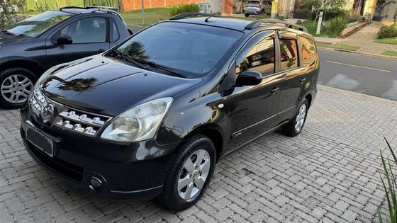 NISSAN GRAND LIVINA 2012