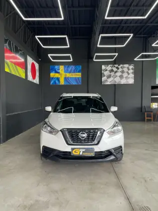 NISSAN KICKS 2018
