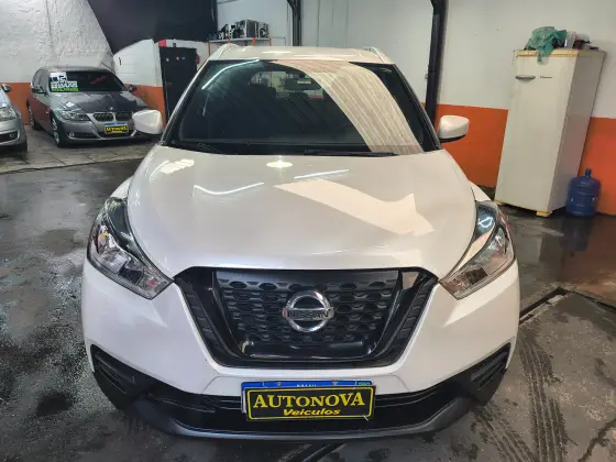 NISSAN KICKS 2020