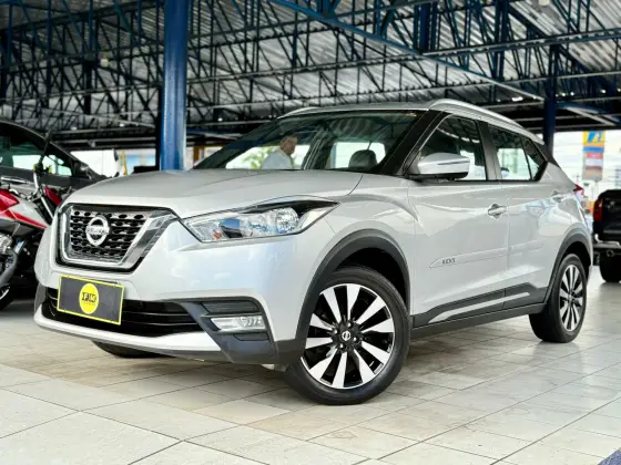 NISSAN KICKS 2017