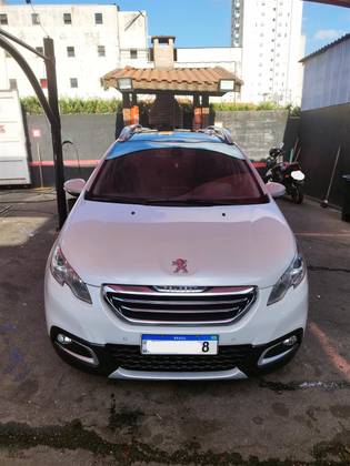 PEUGEOT 2008 2017