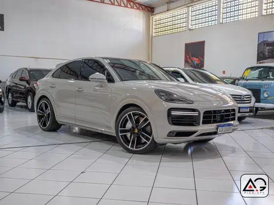 PORSCHE CAYENNE 2022
